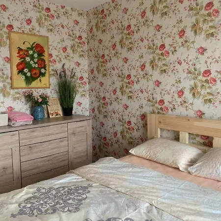 Happy Apartment
